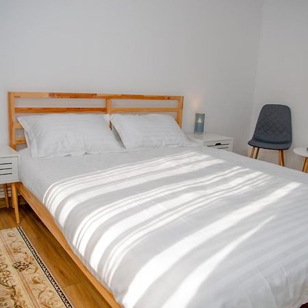 Family House Pristol Apartment Екстериор снимка