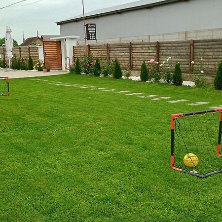 Family House Pristol Apartment Екстериор снимка