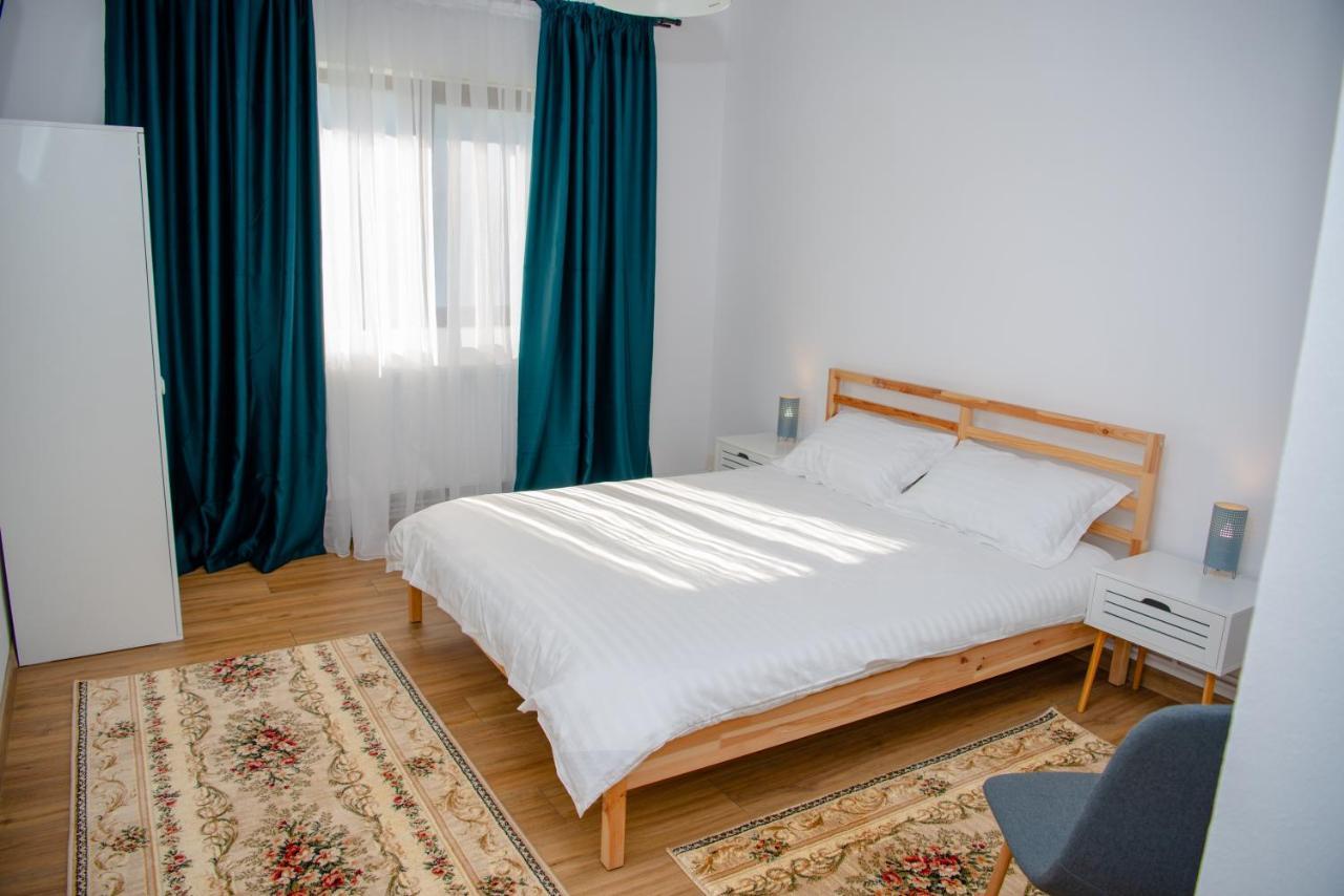 Family House Pristol Apartment Екстериор снимка